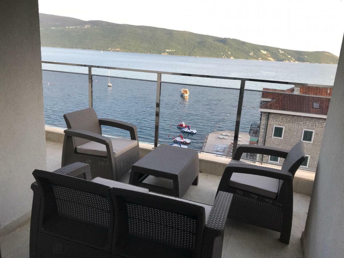 Apartments Admiral Herceg Novi Exterior photo